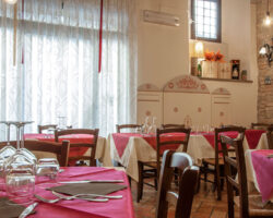 10-ristorante-antica-taverna-volterra-sala-8
